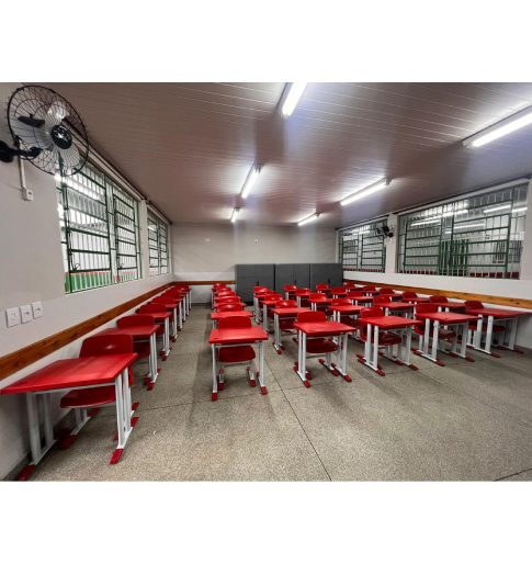 Conjunto Escolar Infantil