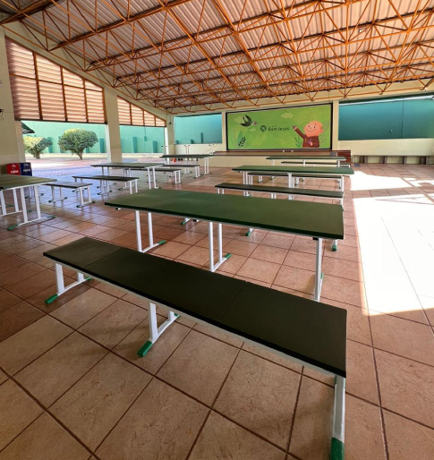 Conjunto Refeitório com Bancos Adulto - 2,40 x 0,80 cm